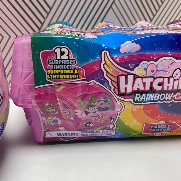 HATCHIMALS Crystal Flyers Rainbow Glitter Doll & Rainbow-cation Family Carton - Picture 7 of 7